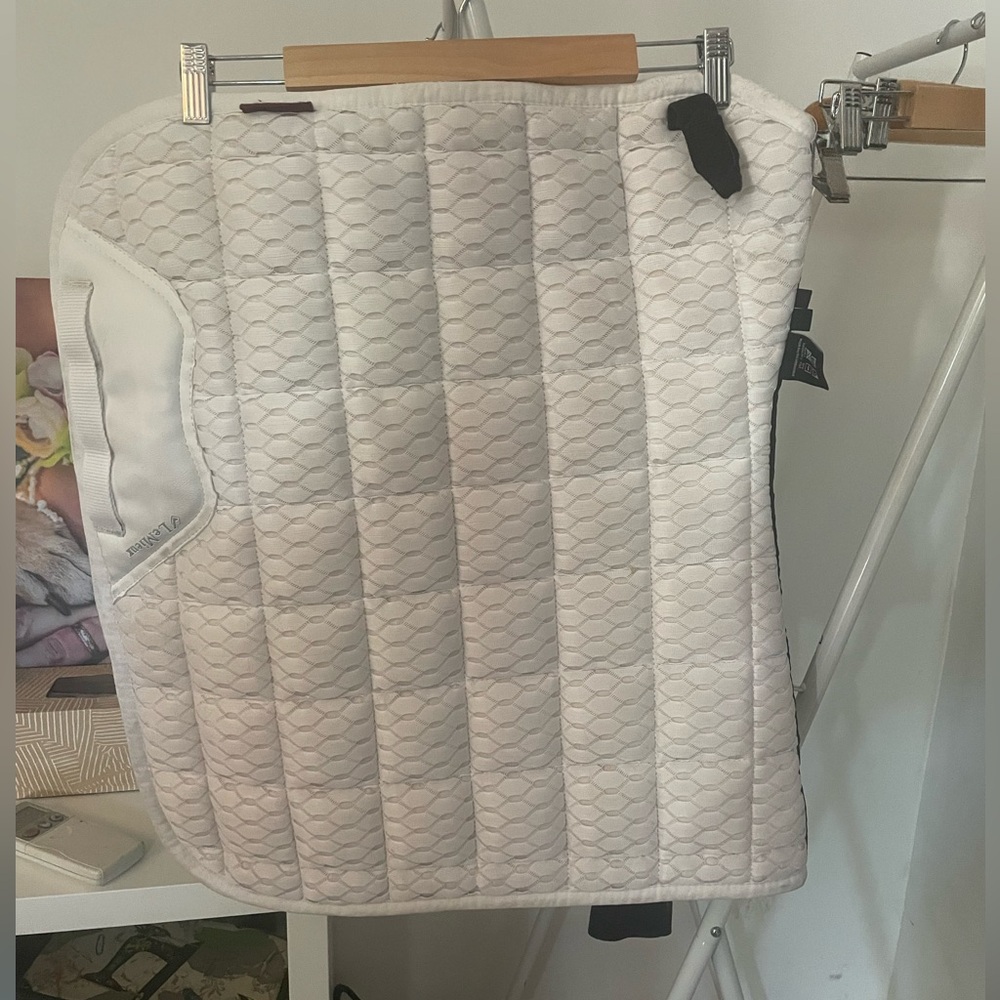 LeMieux Carbon Mesh Dressage Saddle pad White L